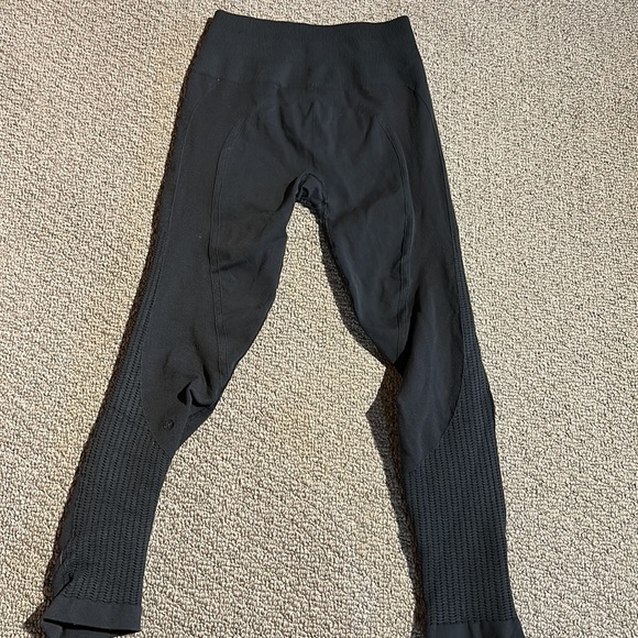 Lululemon Pants - Picture 3 of 5